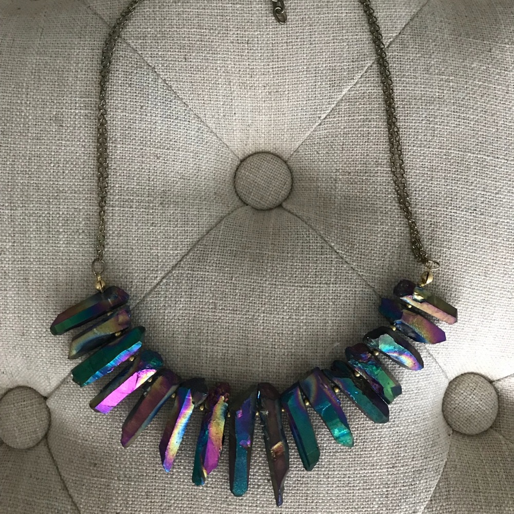 Statement necklace